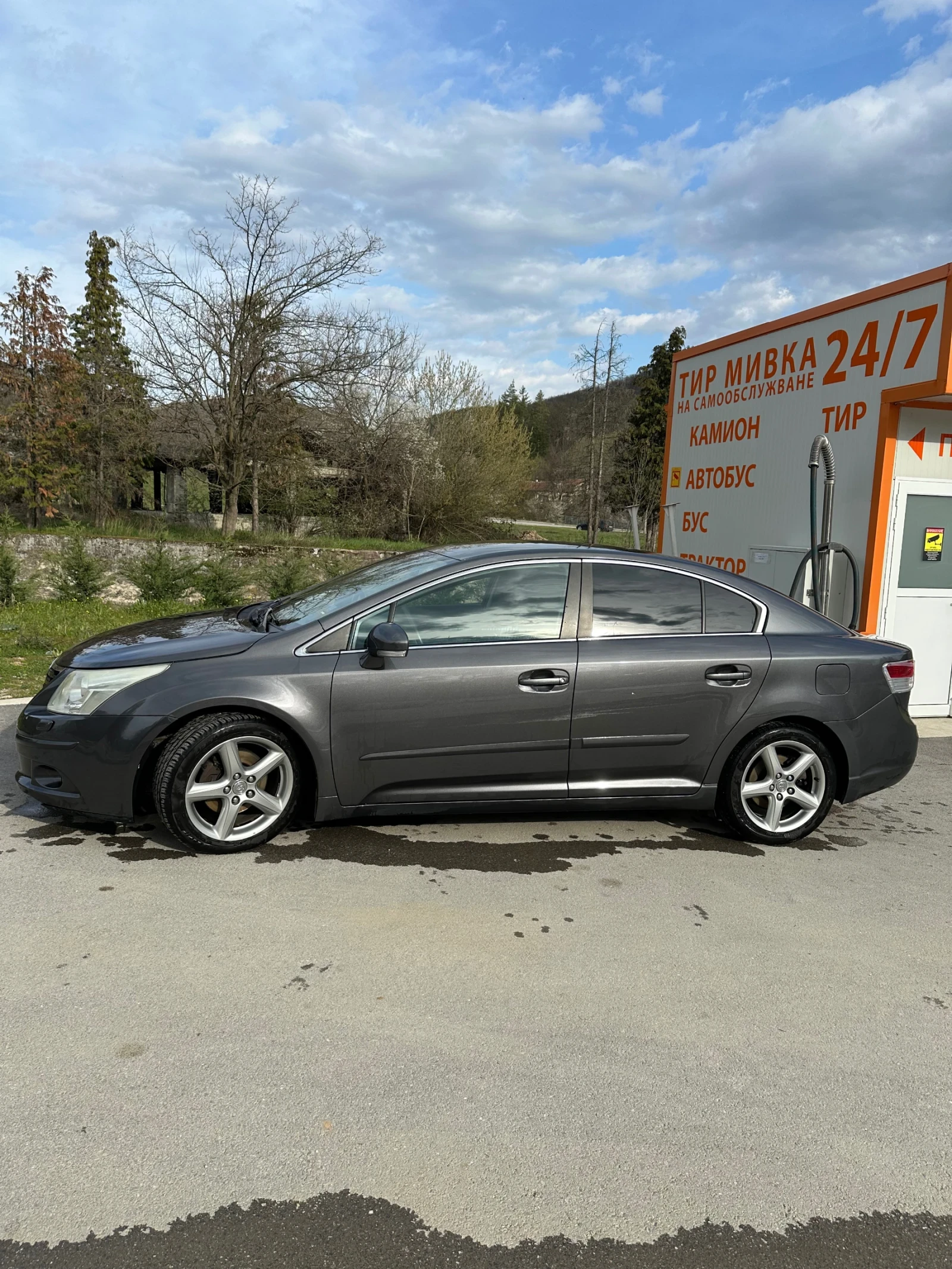 Toyota Avensis D4D, снимка 3 - Автомобили и джипове - 54790037