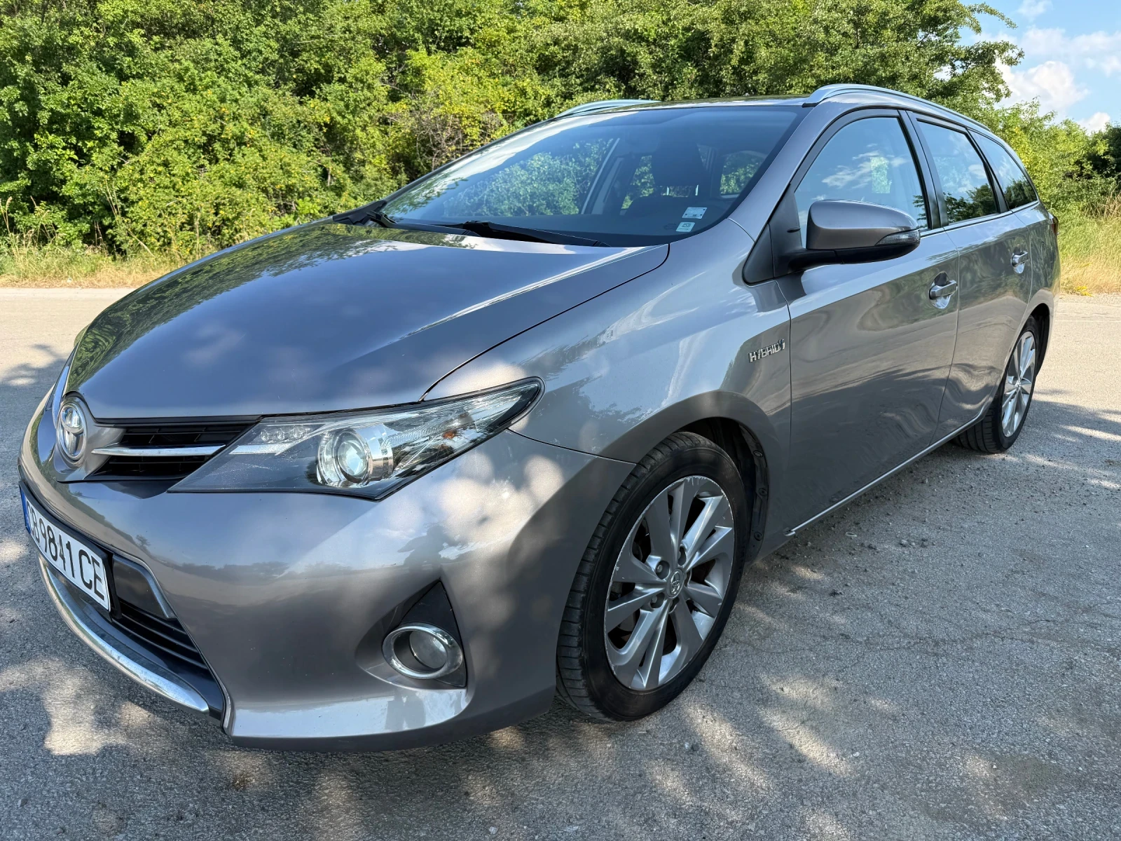 Toyota Auris 1.8/Hybrid/ГАЗ