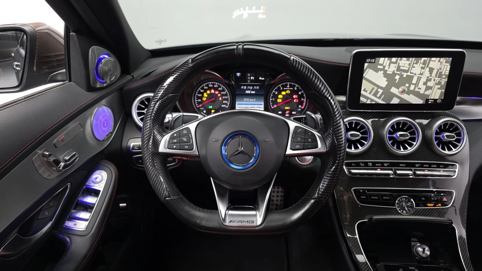 Mercedes-Benz C 63 AMG HUD* PANAMERICANA* 360* AMBIENT* BURMASTER* КРАЙНА, снимка 6 - Автомобили и джипове - 55194580