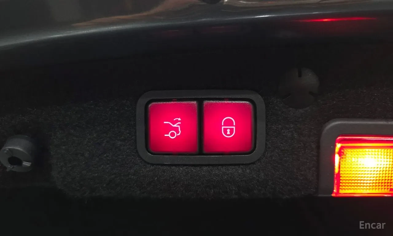 Mercedes-Benz C 63 AMG HUD* PANAMERICANA* 360* AMBIENT* BURMASTER* КРАЙНА, снимка 17 - Автомобили и джипове - 55194580