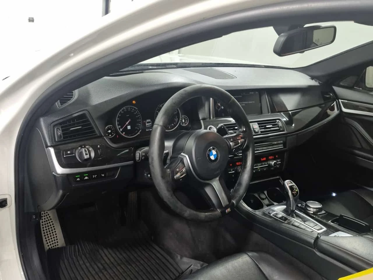 BMW 535 * 535I XDRIVE * CARFAX * , снимка 7 - Автомобили и джипове - 55583425