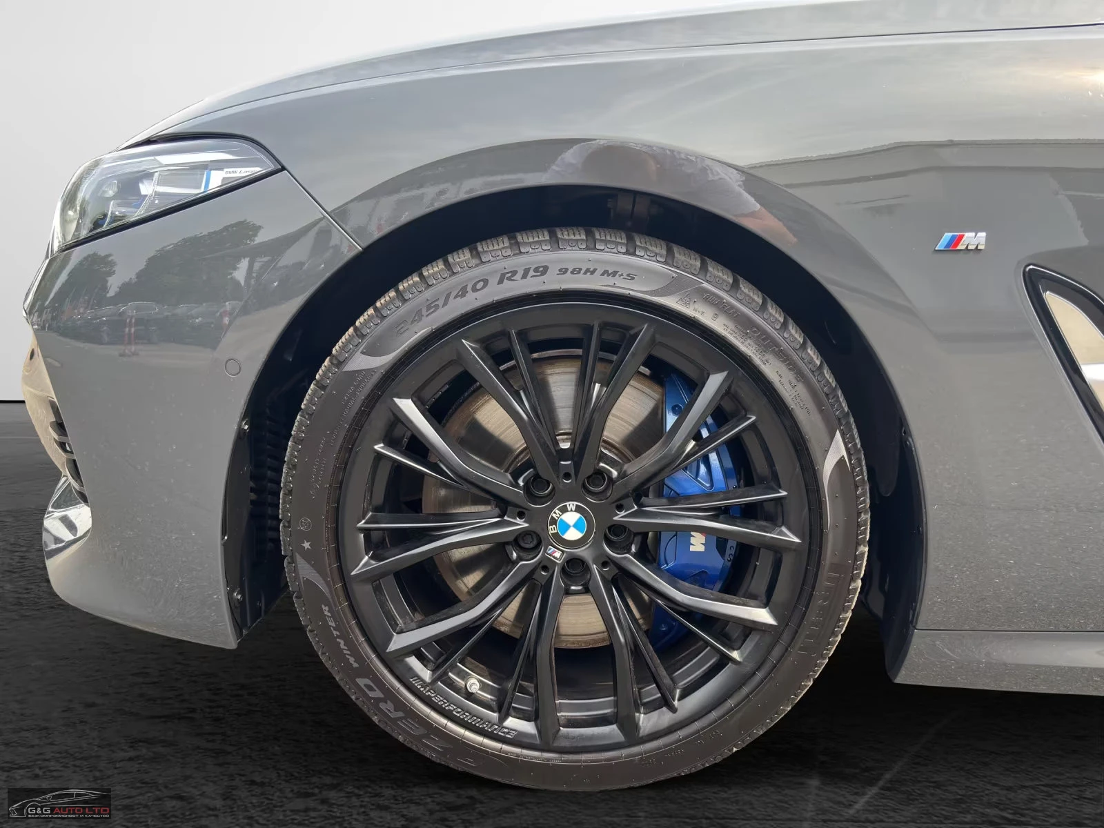 BMW 840 xDRIVE/340HP/HUD/CAM/NAVI/KLESS/KLESS/736z, снимка 2 - Автомобили и джипове - 55655168