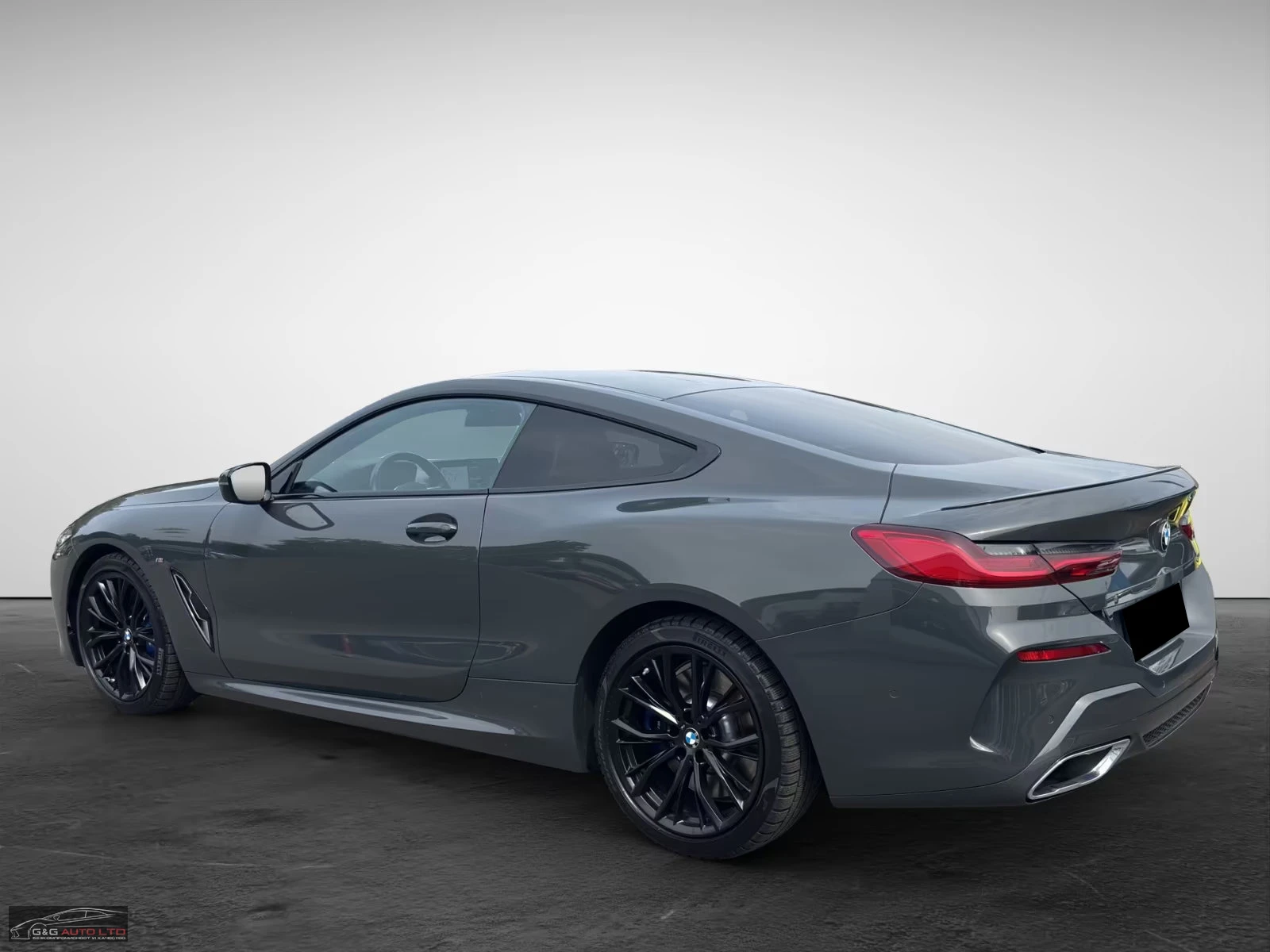 BMW 840 xDRIVE/340HP/HUD/CAM/NAVI/KLESS/KLESS/736z, снимка 4 - Автомобили и джипове - 55655168