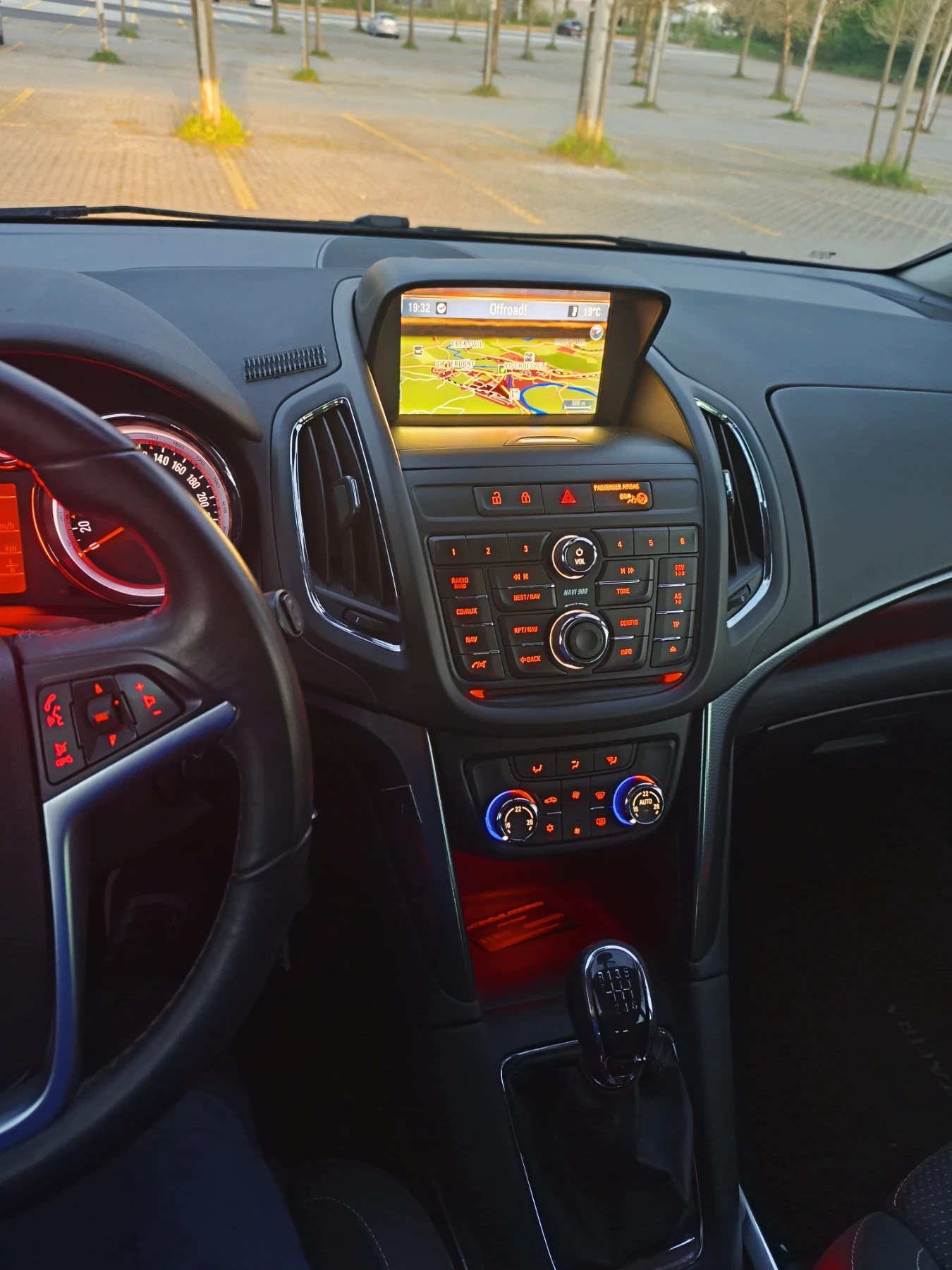 Opel Zafira, снимка 17 - Автомобили и джипове - 55754898