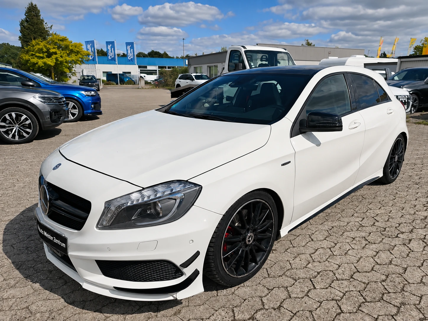 Mercedes-Benz A 250 AMG Sport Pano Memory