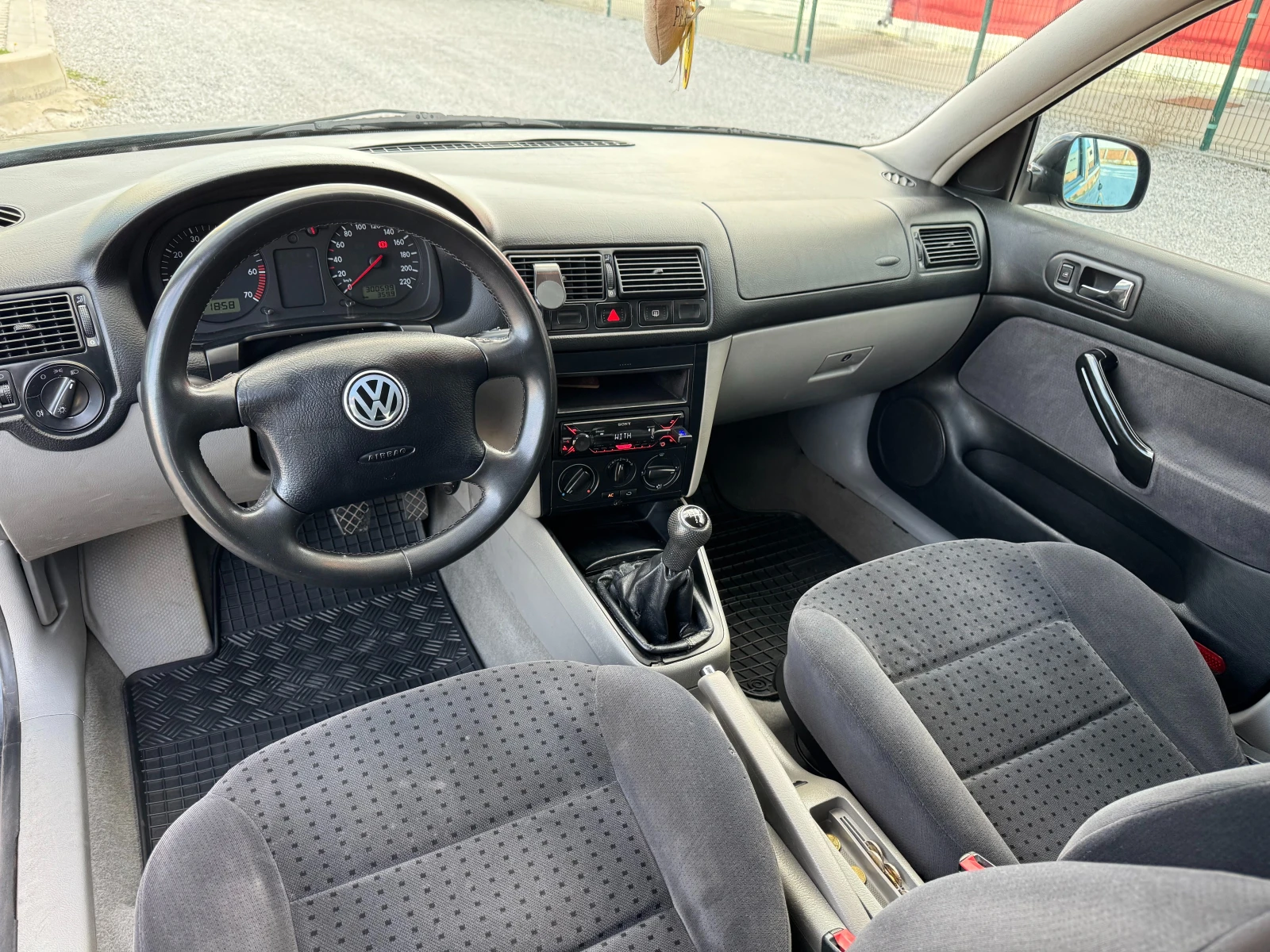 VW Golf 4_16V_ГАЗ, снимка 13 - Автомобили и джипове - 55878756