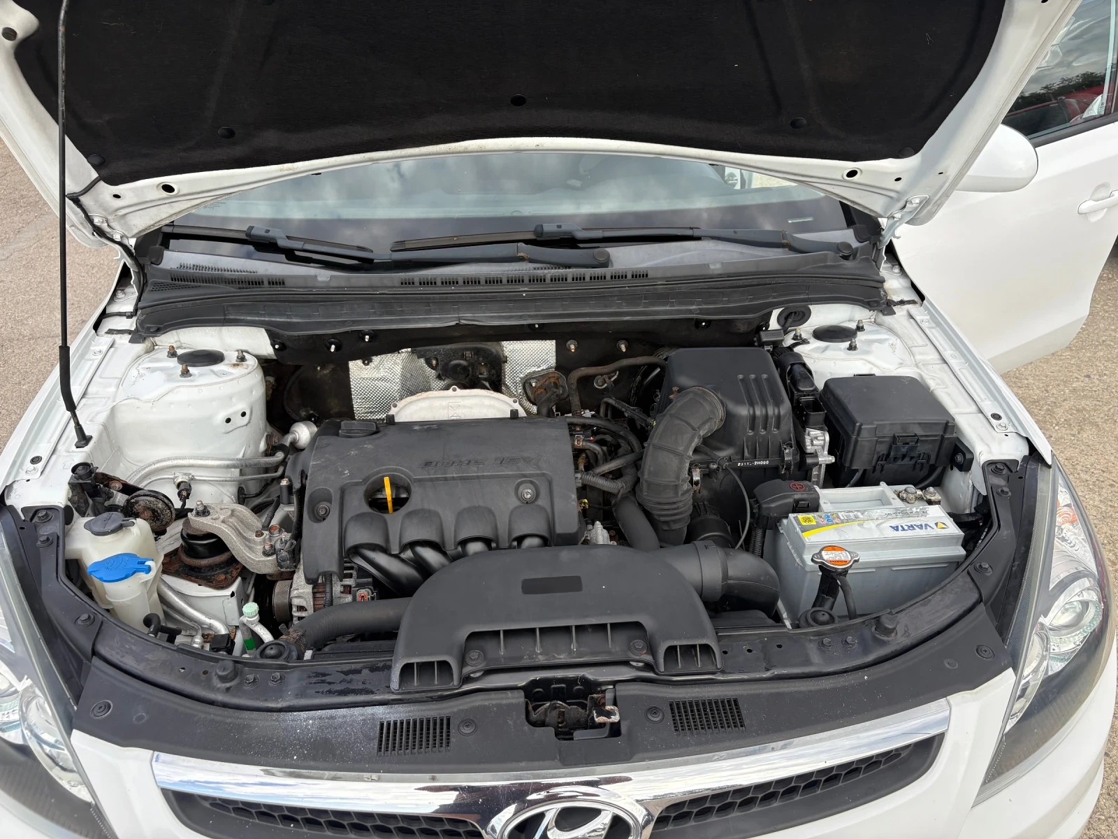 Hyundai I30  1.4i, снимка 8 - Автомобили и джипове - 55889837