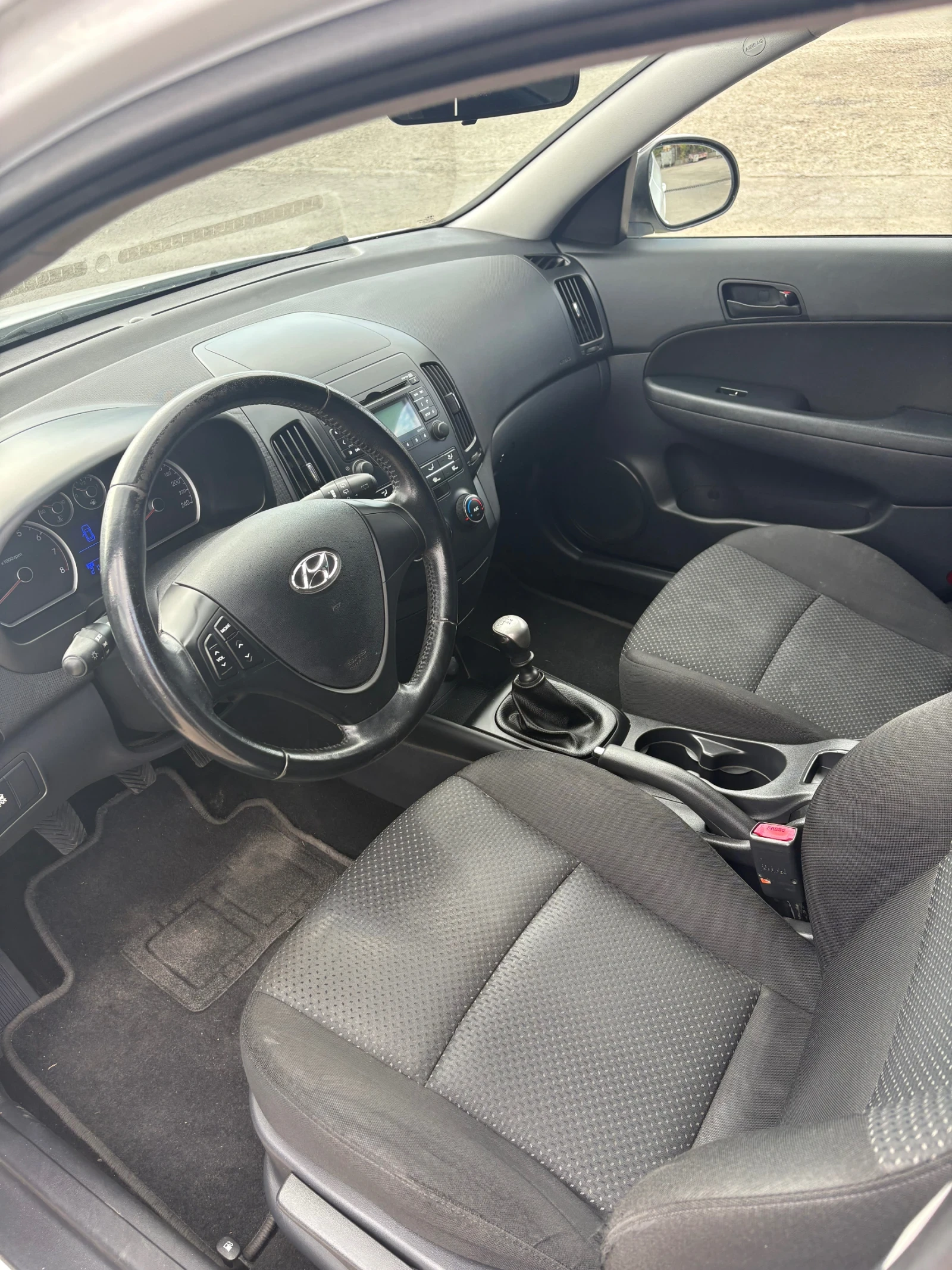 Hyundai I30  1.4i, снимка 5 - Автомобили и джипове - 55889837