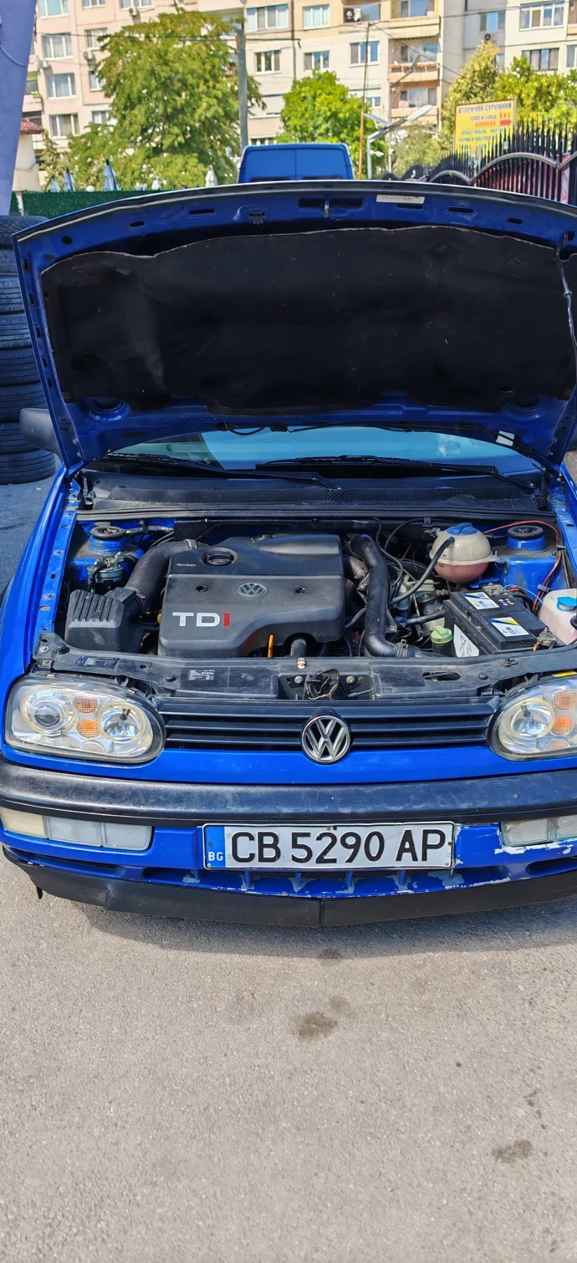 VW Golf TDi 110, снимка 12 - Автомобили и джипове - 55965382