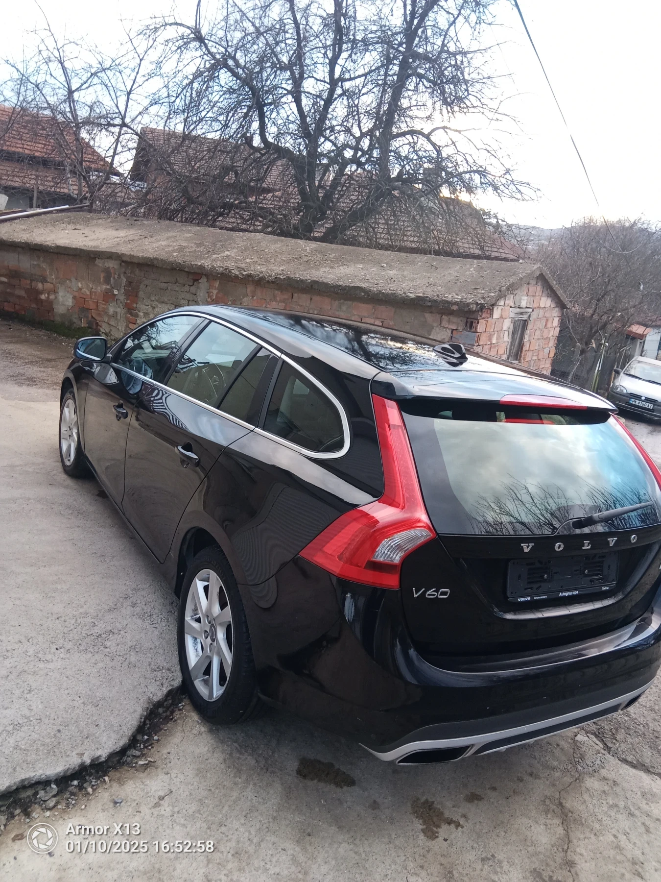 Volvo V60 2.0, снимка 4 - Автомобили и джипове - 56320903