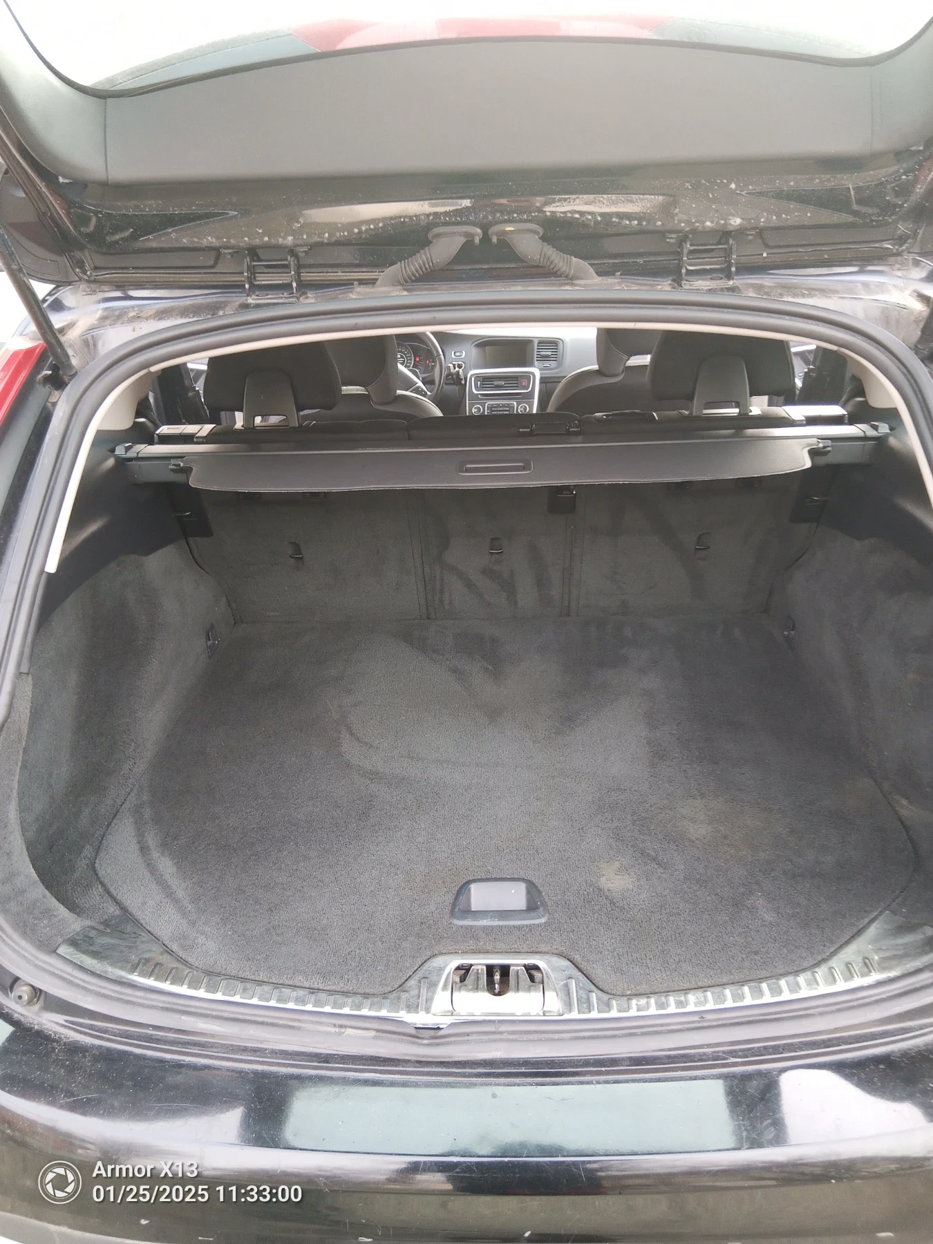 Volvo V60 2.0, снимка 11 - Автомобили и джипове - 56320903