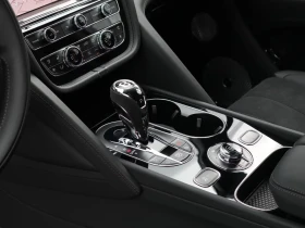 Bentley Bentayga S / V8 / NAIM / PANO / HUD / 360 / , снимка 13
