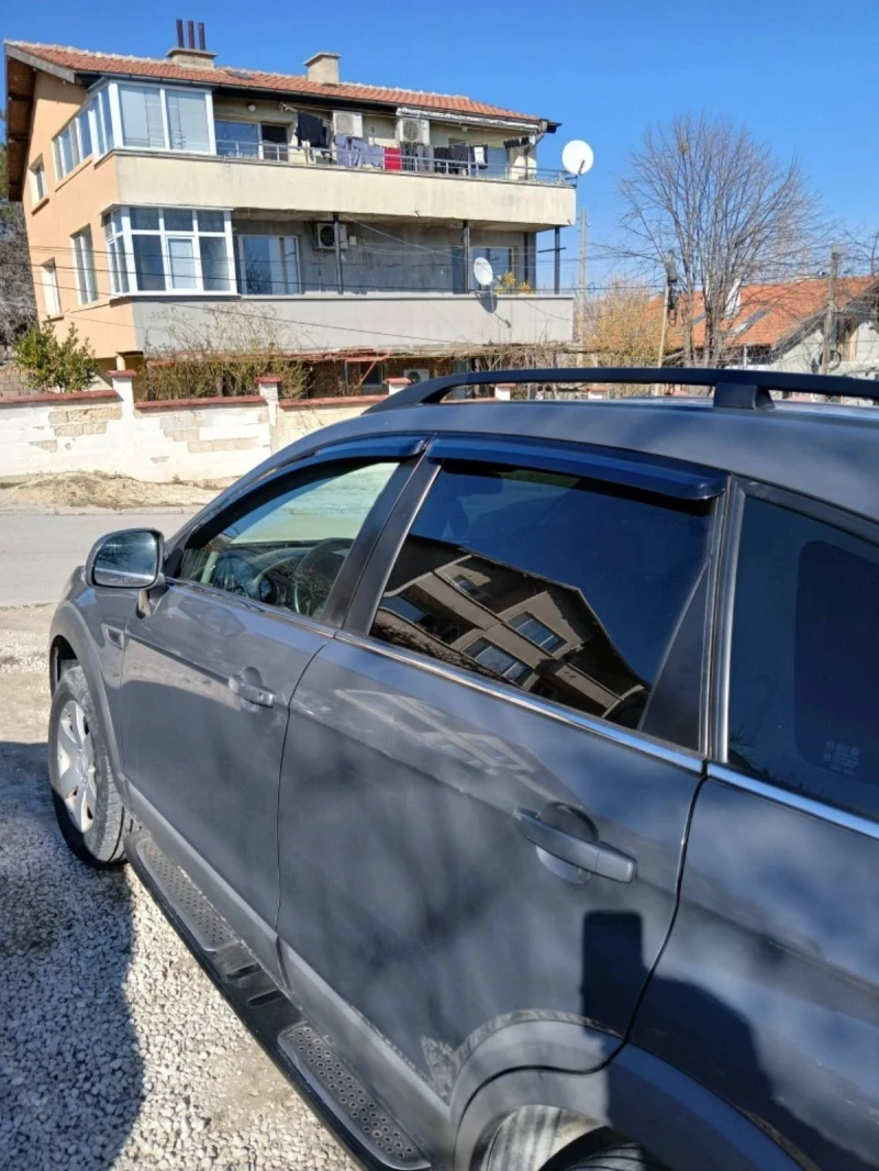 Chevrolet Captiva, снимка 8 - Автомобили и джипове - 52809916