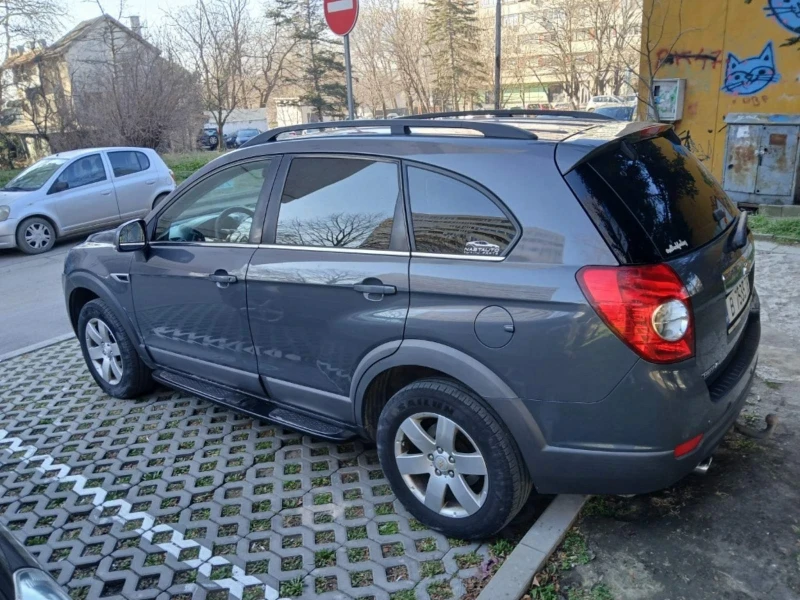 Chevrolet Captiva, снимка 3 - Автомобили и джипове - 52809916