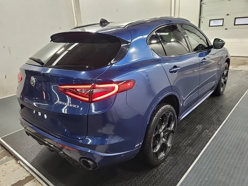 Alfa Romeo Stelvio * VELOCE * CARFAX * БЕЗ ПЪРВОНАЧАЛНА ВНОСКА, снимка 3 - Автомобили и джипове - 53094095