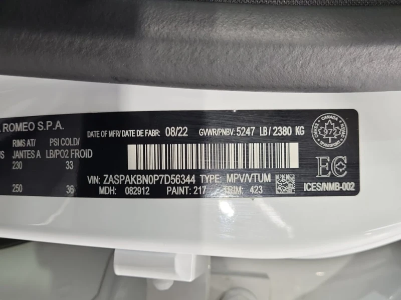 Alfa Romeo Stelvio * VELOCE * CARFAX * БЕЗ ПЪРВОНАЧАЛНА ВНОСКА, снимка 16 - Автомобили и джипове - 53094095