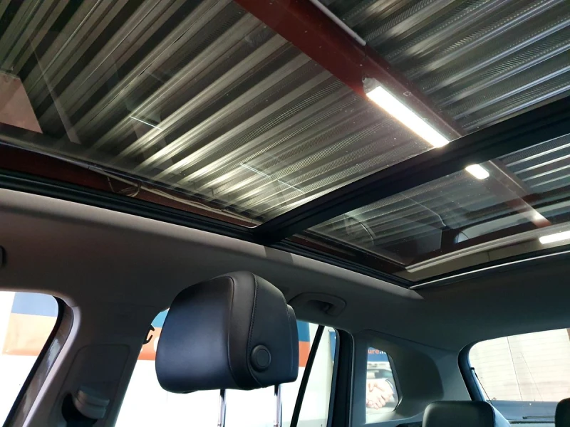 VW Tiguan 150hp Highline/4x4/История/Digital/Dynaudio/Kessy, снимка 11 - Автомобили и джипове - 53248104