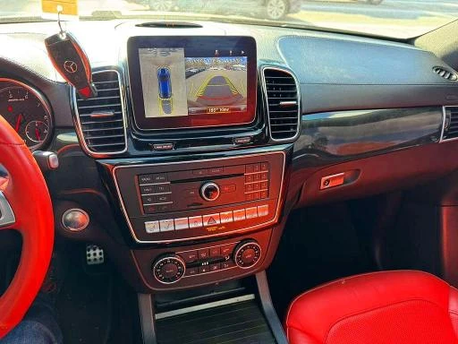 Mercedes-Benz GLE 3.0L 6 All wheel drive, снимка 10 - Автомобили и джипове - 53431850