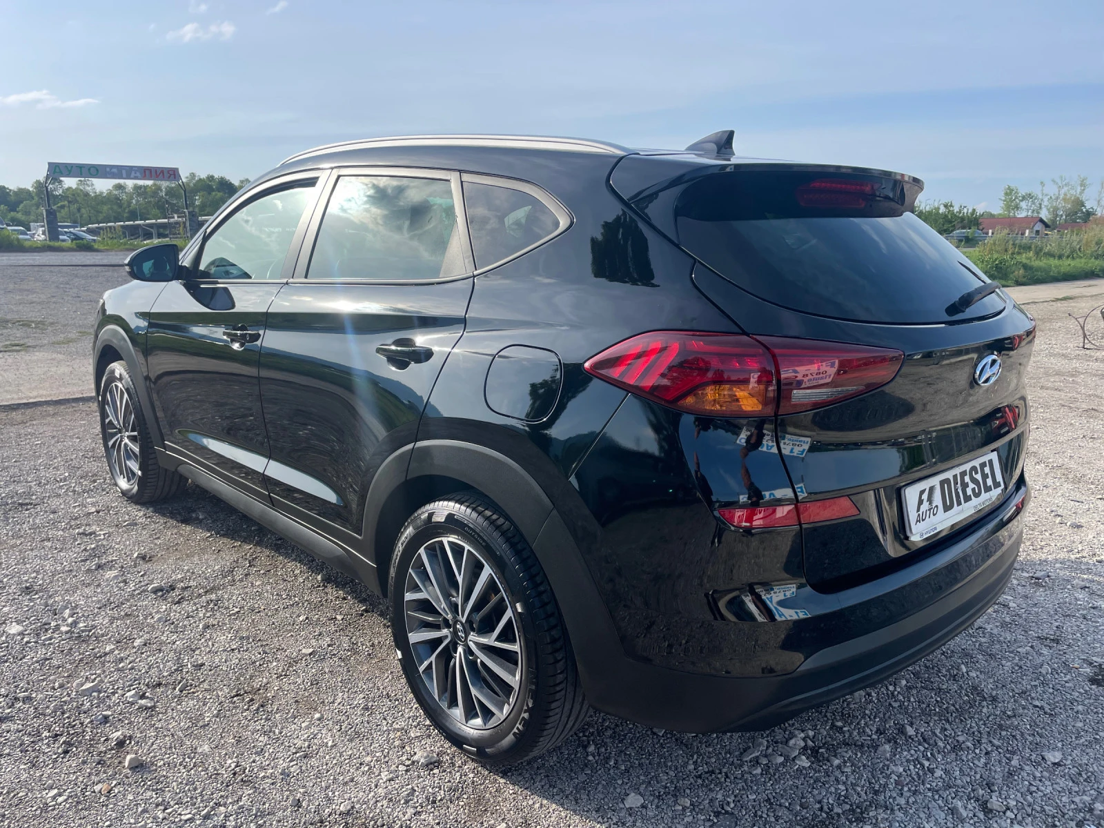 Hyundai Tucson 1.6GRDI-FEIS-ITALIA - изображение 10