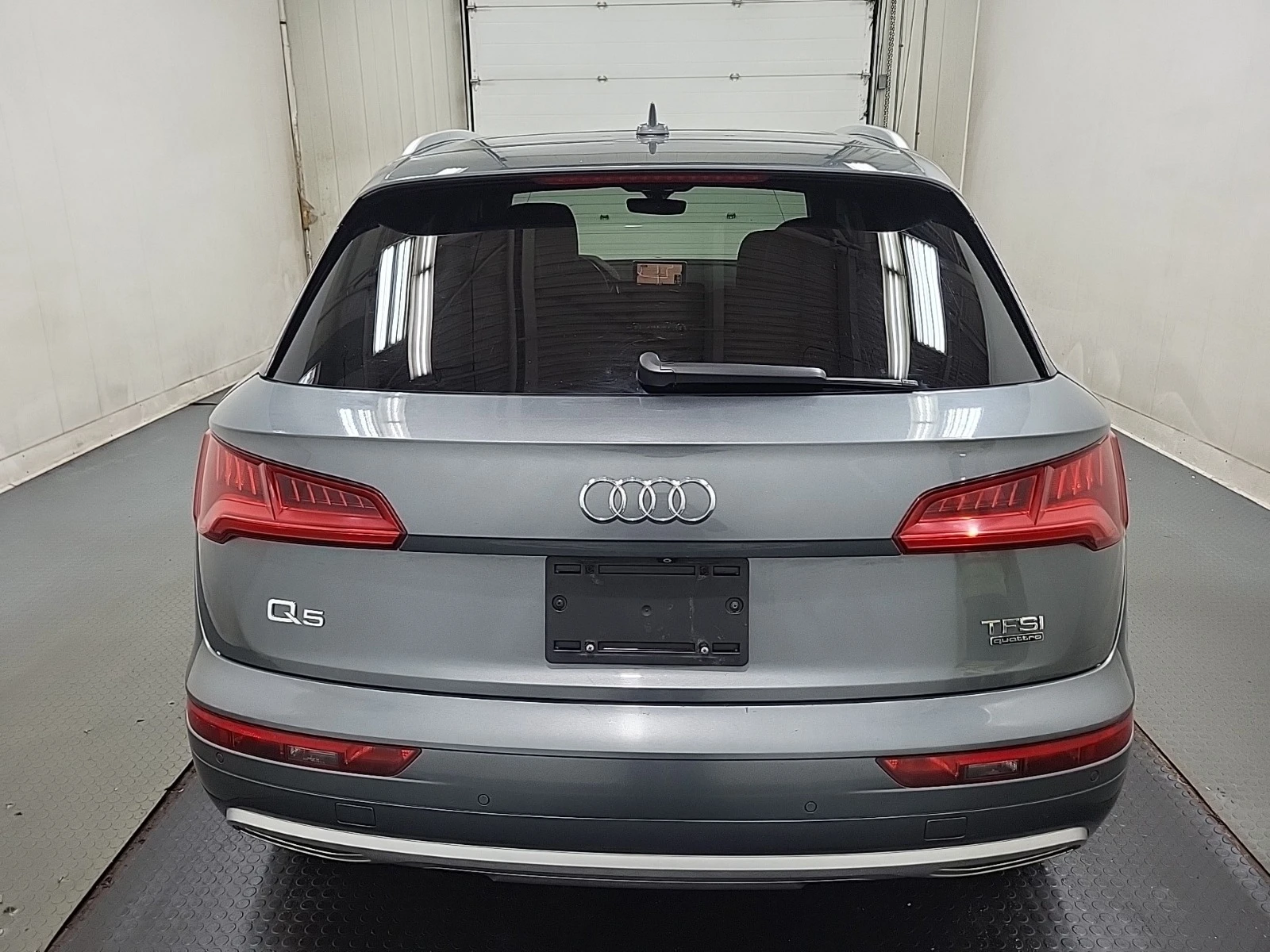 Audi Q5 Technik * ЦЕНА ДО БЪЛГАРИЯ* (CARFAX) - изображение 5