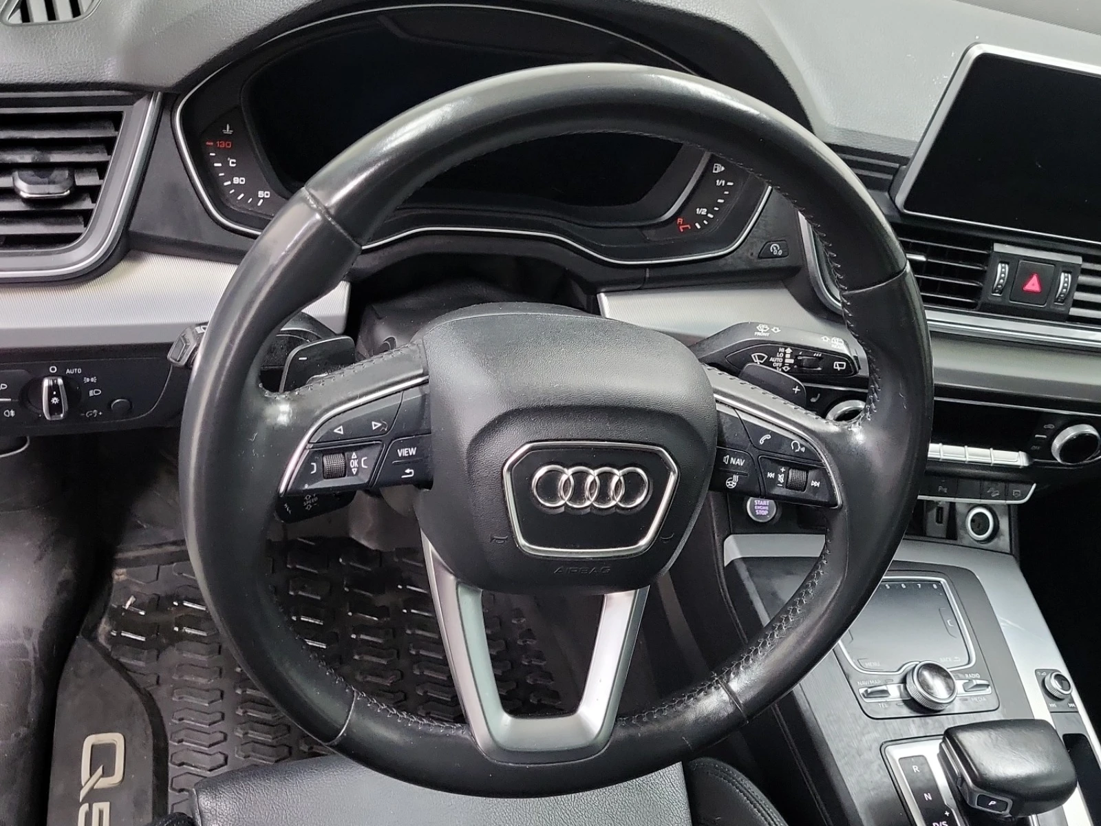 Audi Q5 Technik * ЦЕНА ДО БЪЛГАРИЯ* (CARFAX) - изображение 8