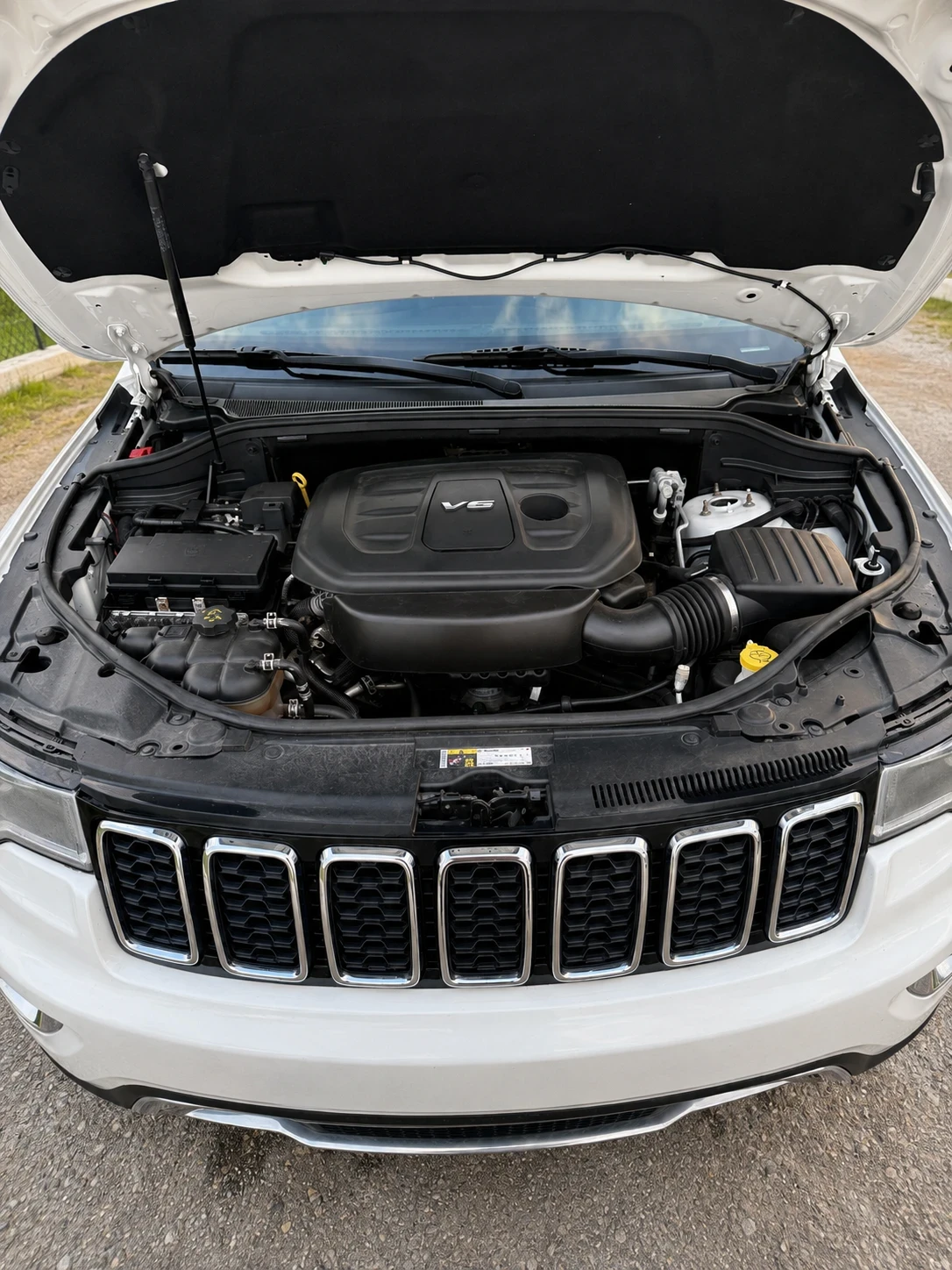 Jeep Grand cherokee Jeep Grand Cherokee 3.6 V6 4x4   Газ/Бензин   2018, снимка 8 - Автомобили и джипове - 51477395