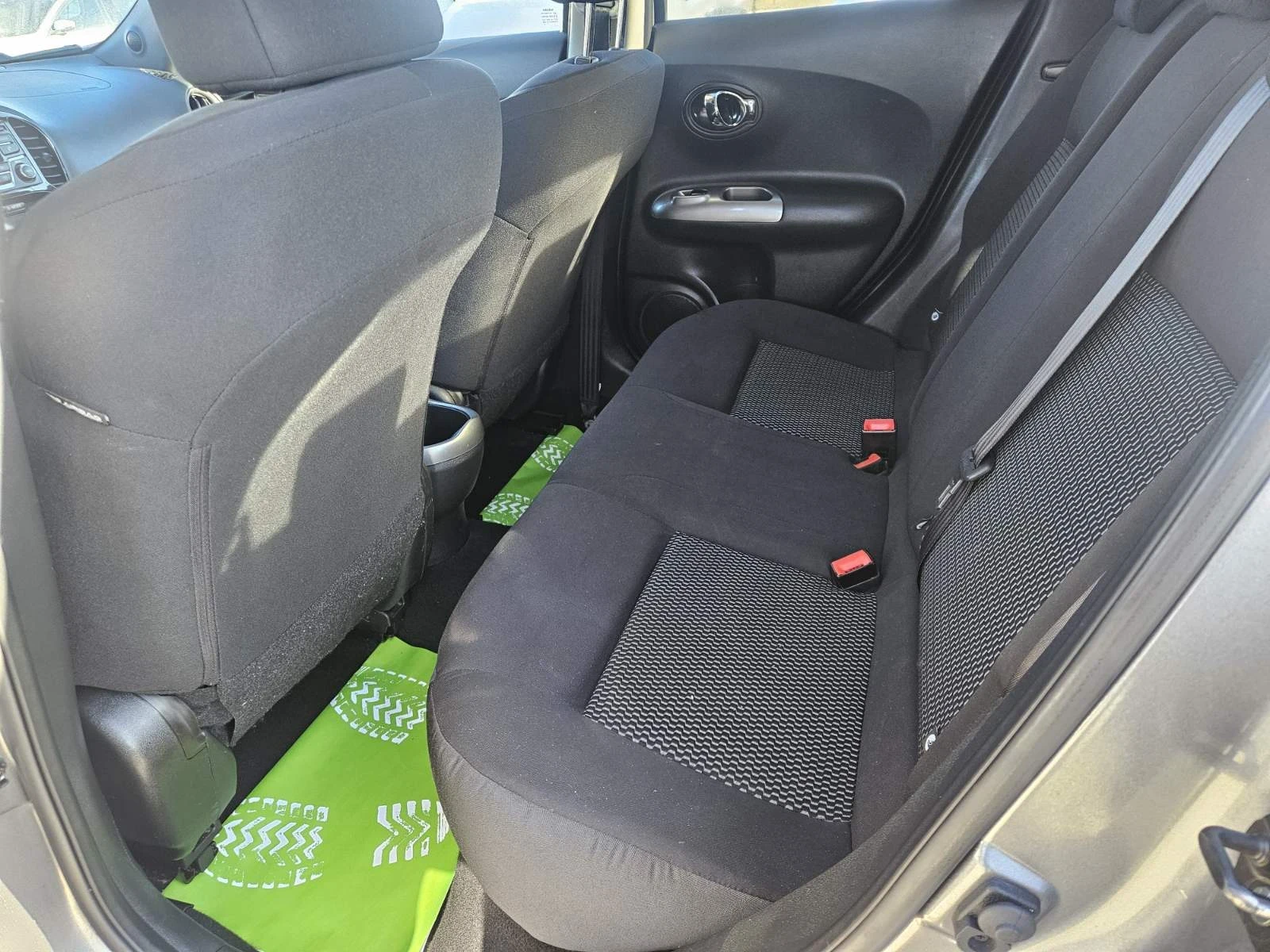 Nissan Juke Автомат, снимка 8 - Автомобили и джипове - 52654225