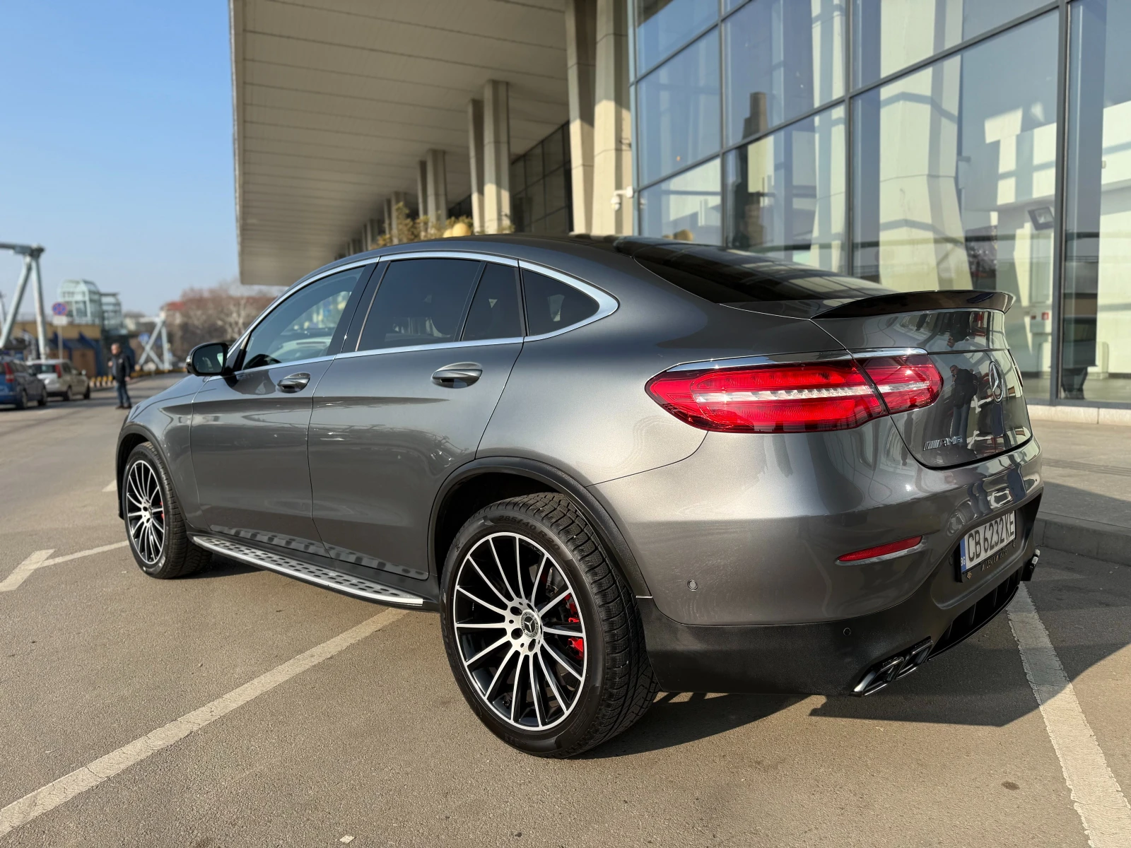 Mercedes-Benz GLC 250 6 МЕСЕЦА ГАРАНЦИЯ/Coupe AMG Pack 204к.с. - изображение 3