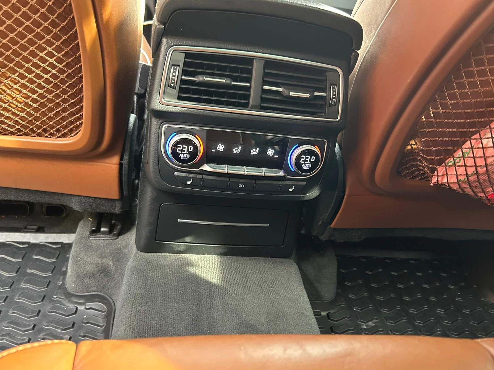 Audi Q7 3.0 TFSI Technik, снимка 12 - Автомобили и джипове - 53714109