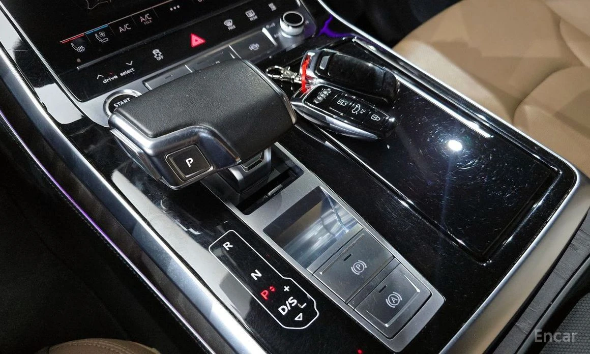 Audi Q8, снимка 9 - Автомобили и джипове - 53859546