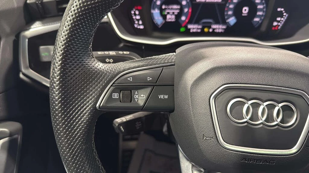 Audi Q3 Premium Plus S* АвтоКредит* (ЦЕНА ДО БГ), снимка 11 - Автомобили и джипове - 53876252