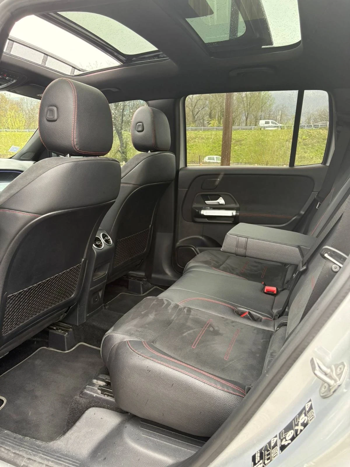 Mercedes-Benz GLB 2.0 d 8G-TRONIC AMG, снимка 9 - Автомобили и джипове - 54019508