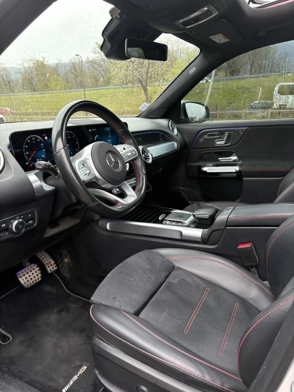 Mercedes-Benz GLB 2.0 d 8G-TRONIC AMG, снимка 15 - Автомобили и джипове - 54019508