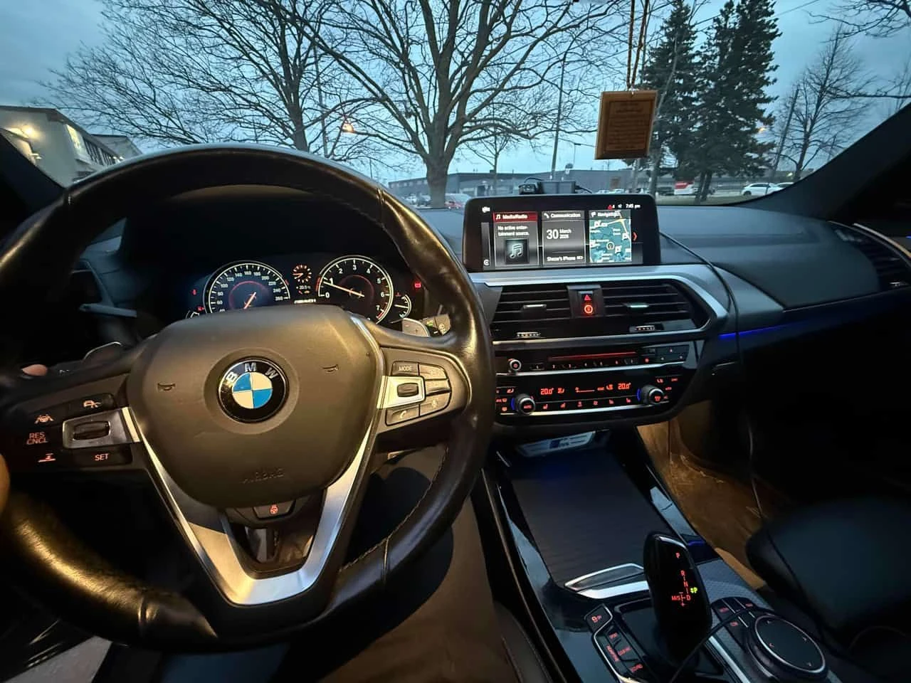 BMW X3 * M40I * ПАНОРАМА * ПОДГРЕВИ * ОТ ПРЕДСТАВИТЕЛСТВО, снимка 10 - Автомобили и джипове - 54037549