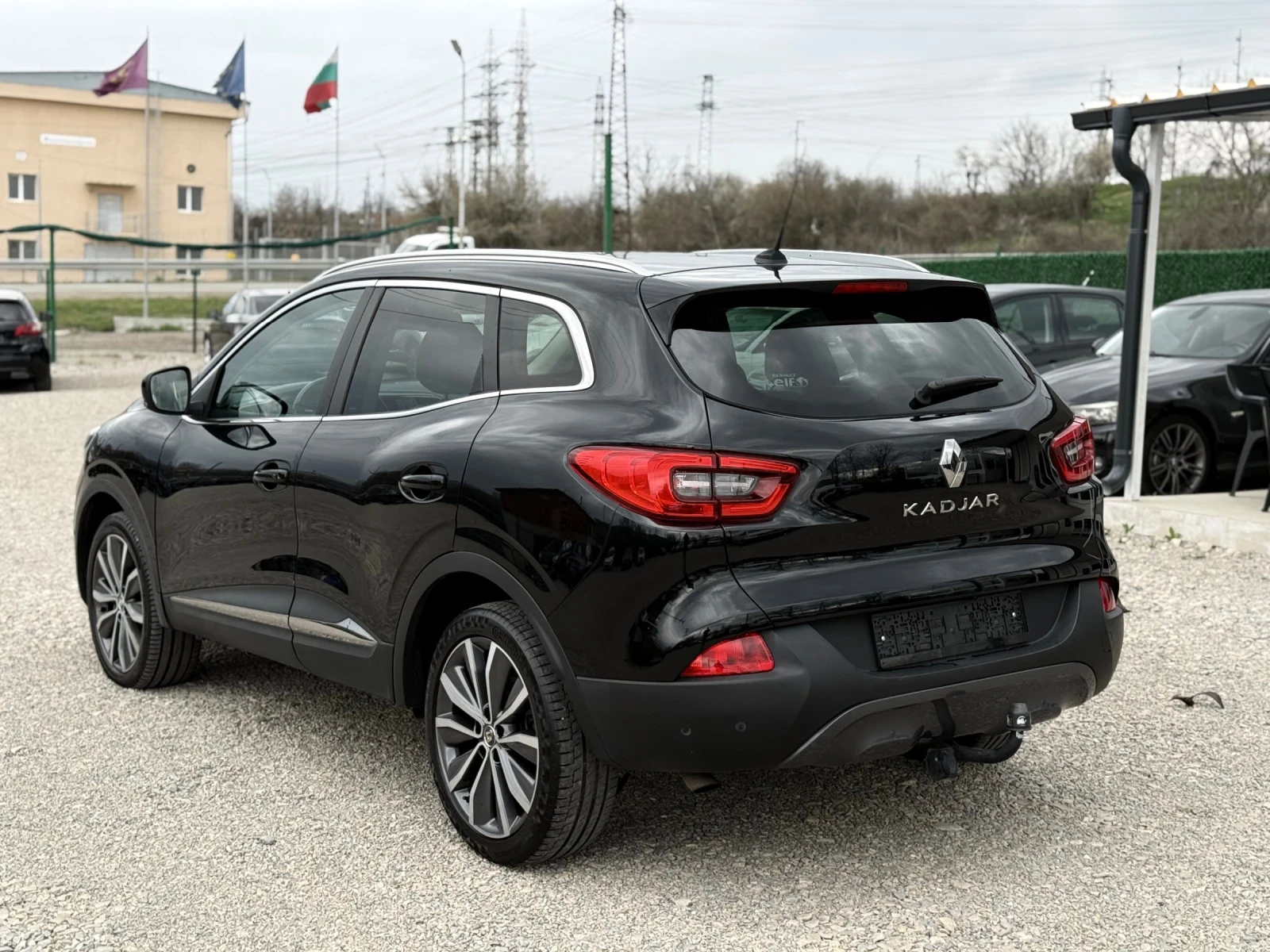 Renault Kadjar 1.5DCi Full-Led, снимка 5 - Автомобили и джипове - 54038459