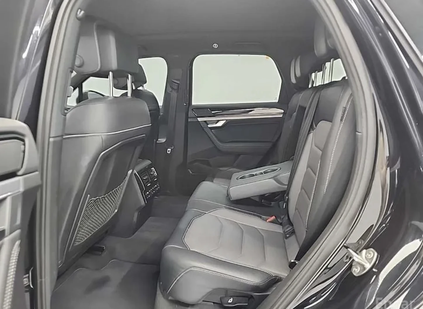 VW Touareg 3.0 TDI R-Line* Подгрев* Обдухване* Head up* 360 C, снимка 11 - Автомобили и джипове - 54129379