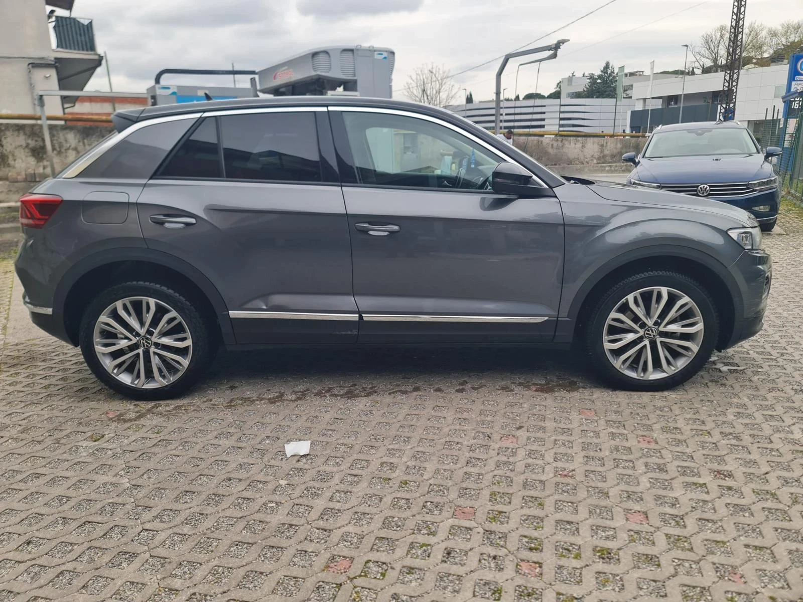 VW T-Roc 2.0 TDI SCR DSG Sport BlueMotion Technology, снимка 8 - Автомобили и джипове - 54414087