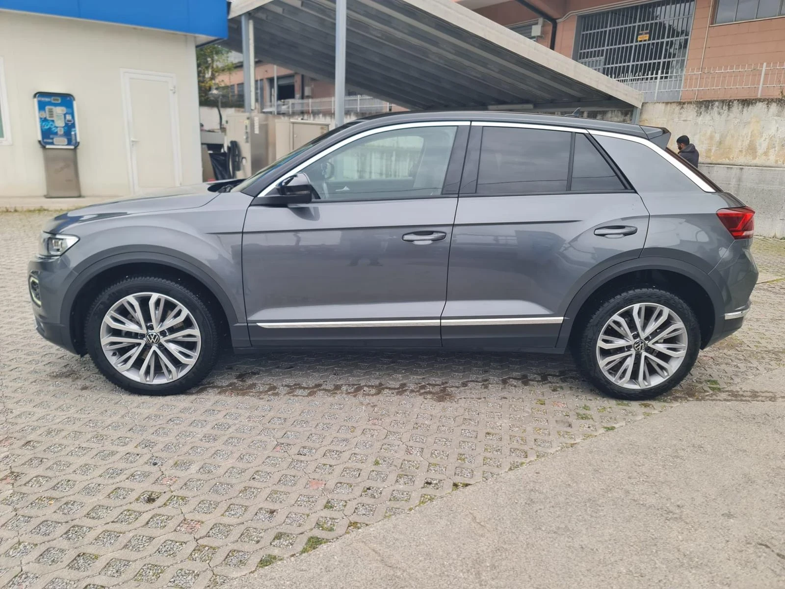 VW T-Roc 2.0 TDI SCR DSG Sport BlueMotion Technology, снимка 7 - Автомобили и джипове - 54414087