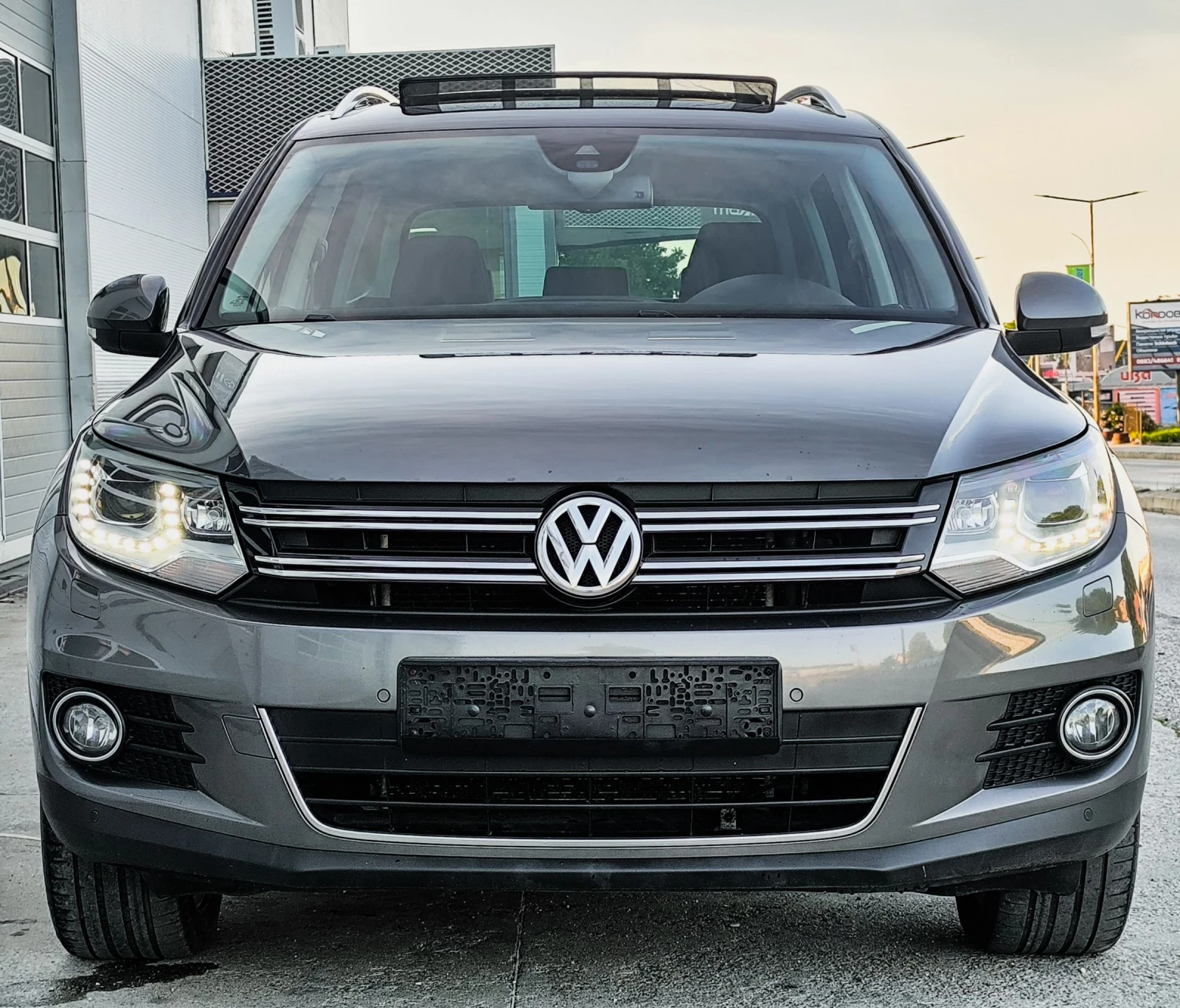 VW Tiguan 2.0TDI 177PS HIGHLINE PANORAMA 4-MOTION, снимка 2 - Автомобили и джипове - 54839273