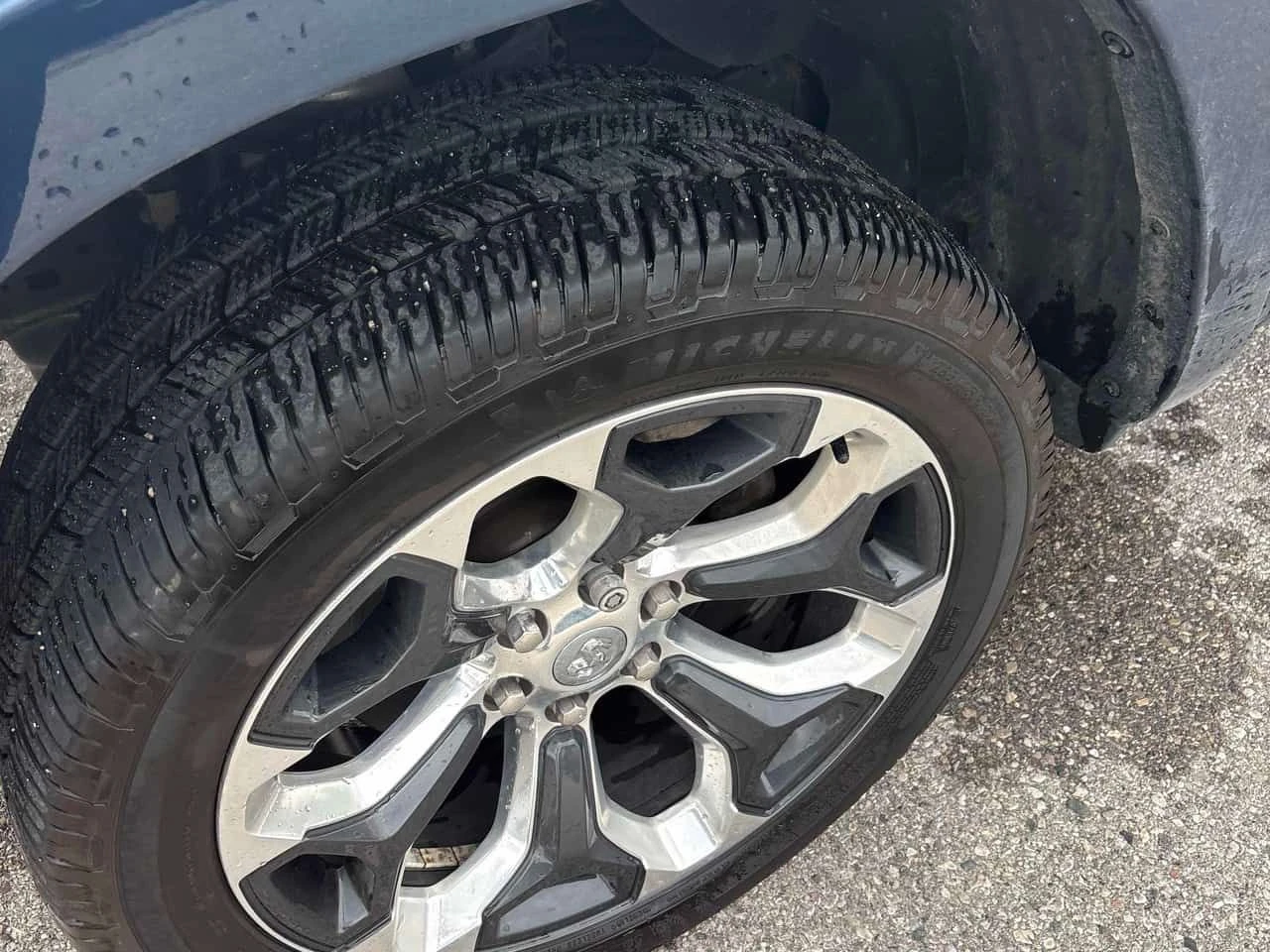 Dodge RAM 1500 * Limited * CARFAX * БЕЗ ПЪРВОНАЧАЛНА ВНОСКА, снимка 7 - Автомобили и джипове - 54841495