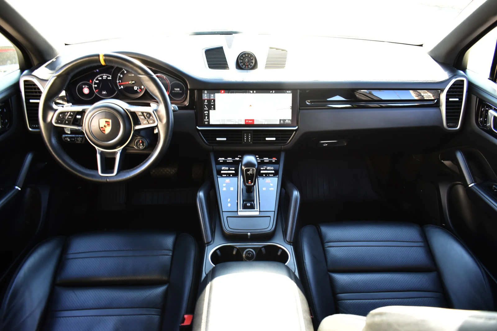 Porsche Cayenne 3.0i* FACELIFT* FULL, снимка 16 - Автомобили и джипове - 56323149