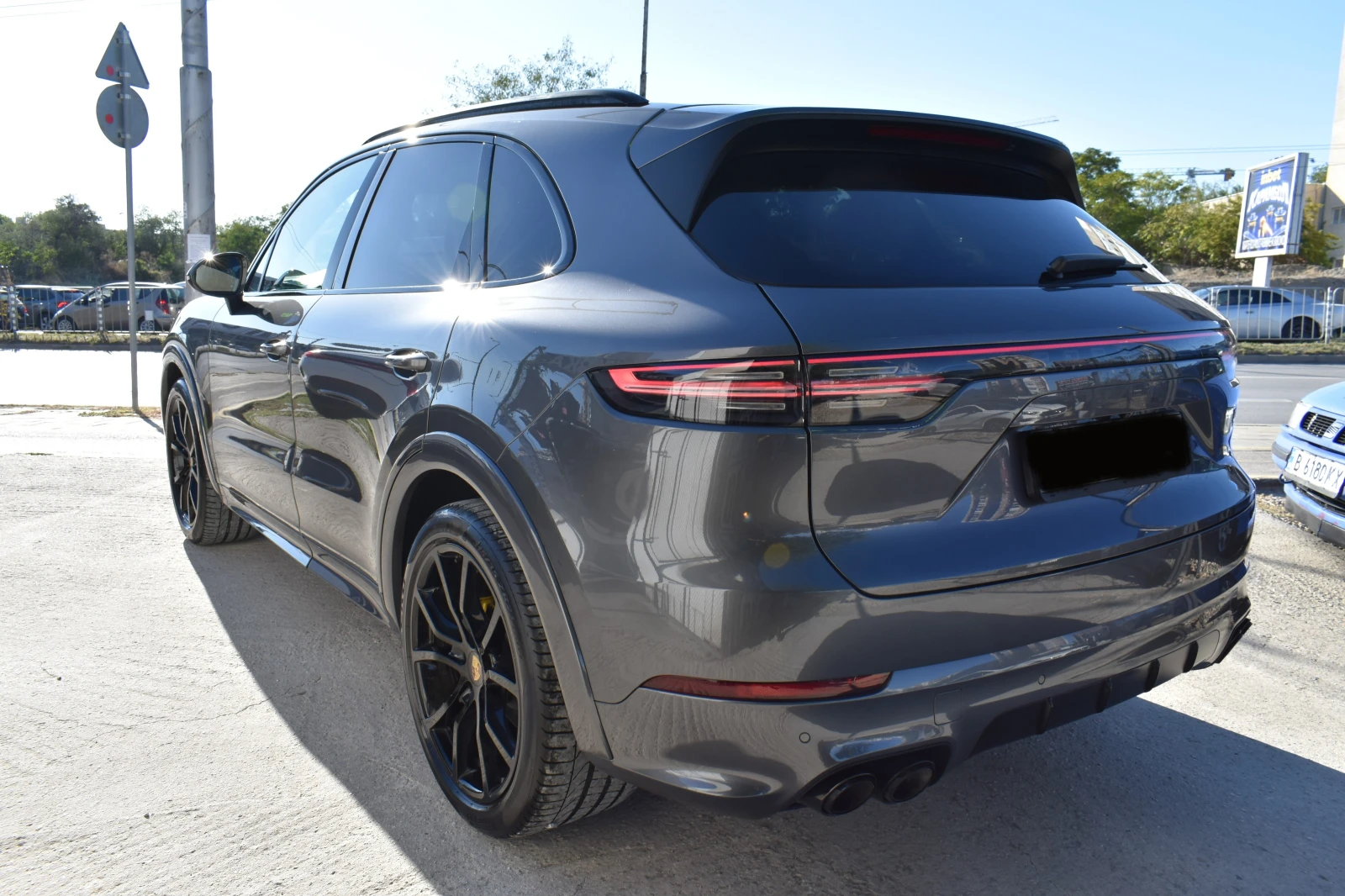 Porsche Cayenne 3.0i* FACELIFT* FULL, снимка 4 - Автомобили и джипове - 56323149
