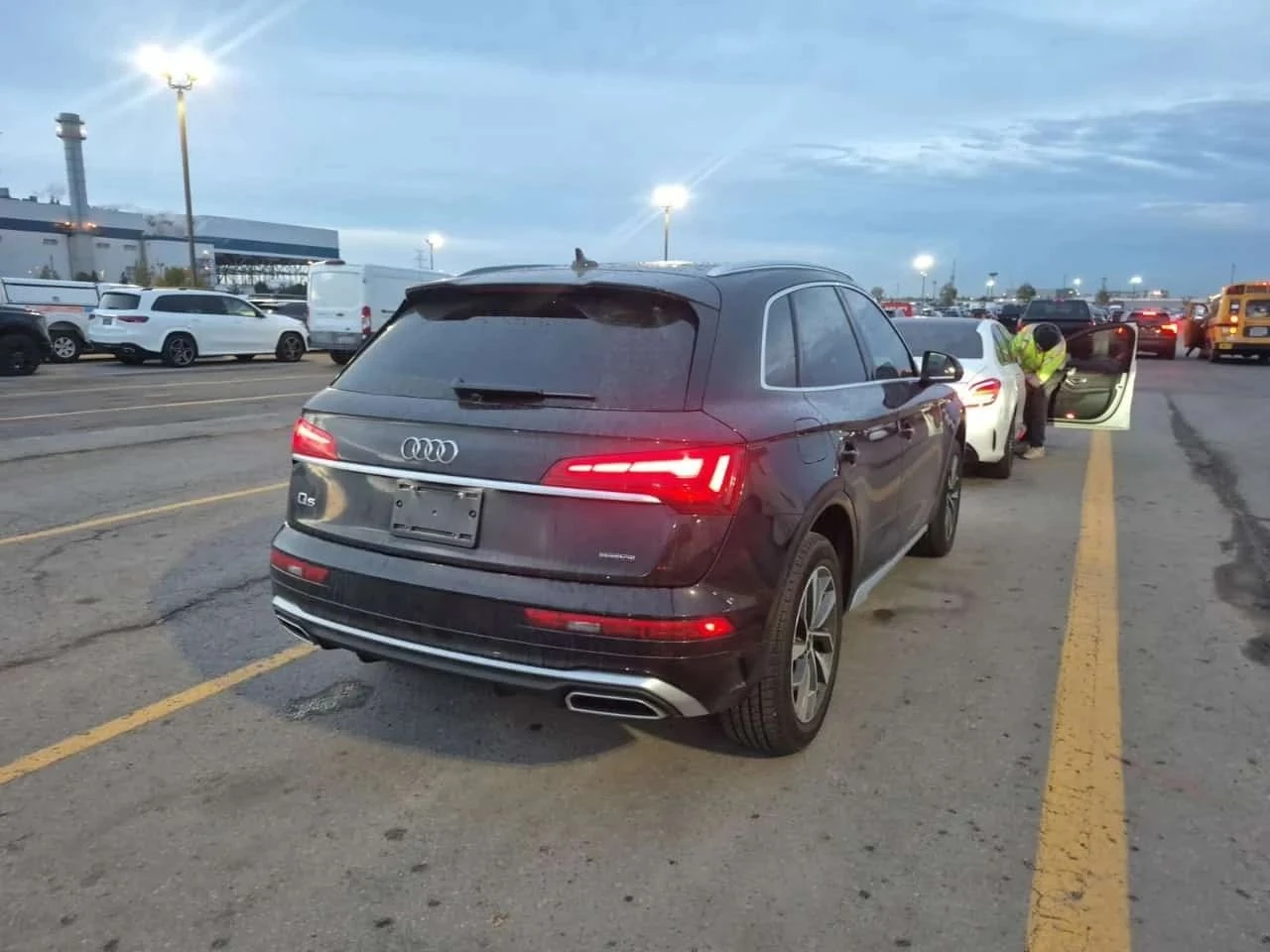 Audi Q5, снимка 2 - Автомобили и джипове - 56710448