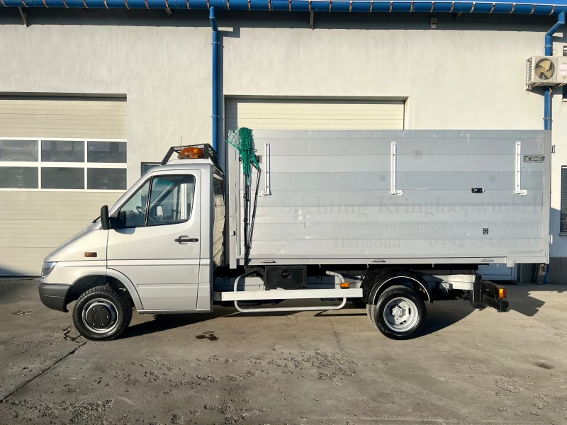 Mercedes-Benz Sprinter 413 Самосвал / 105 000км! / Като нов, снимка 5 - Бусове и автобуси - 48500241