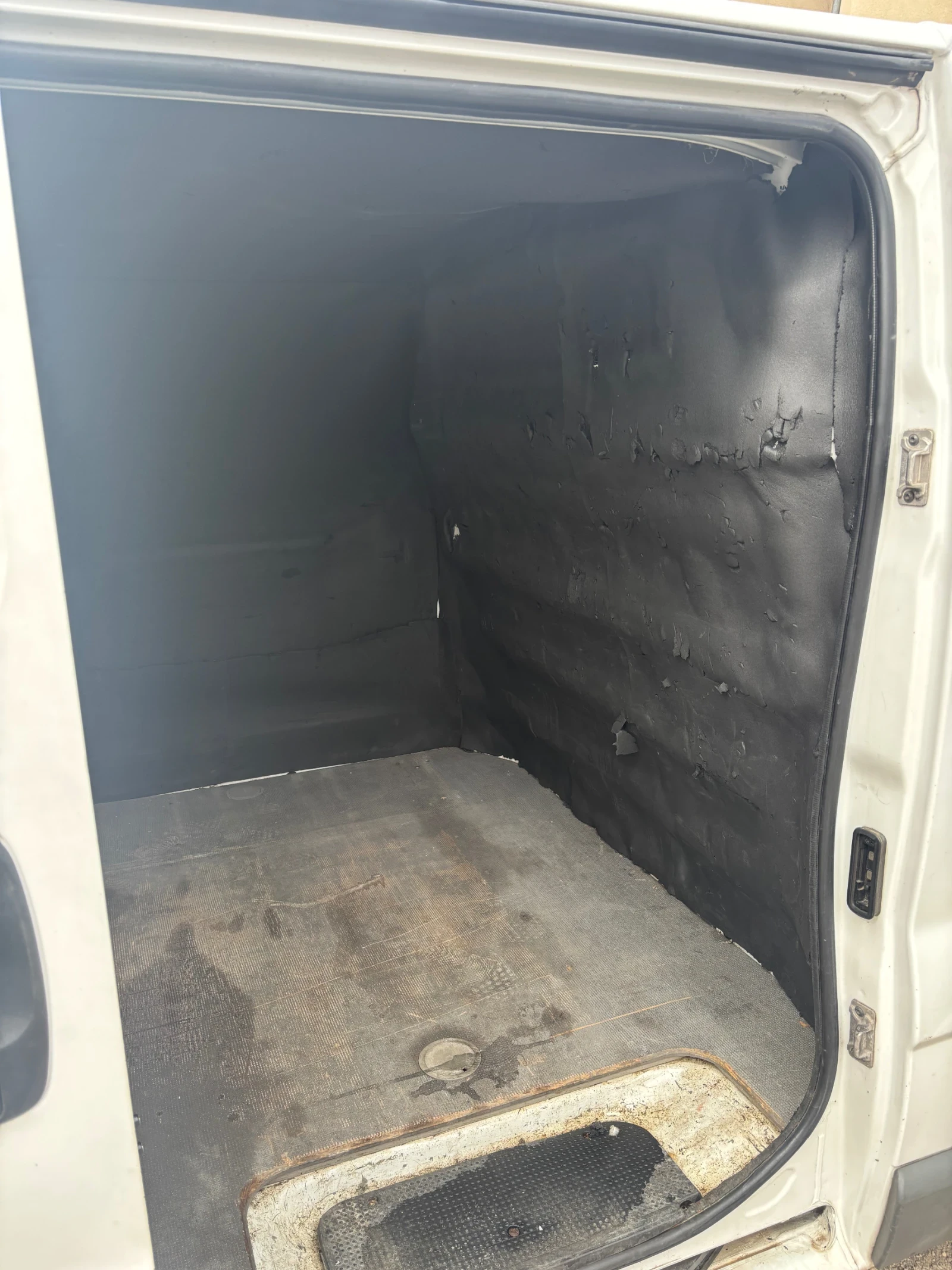 Renault Trafic  - изображение 9