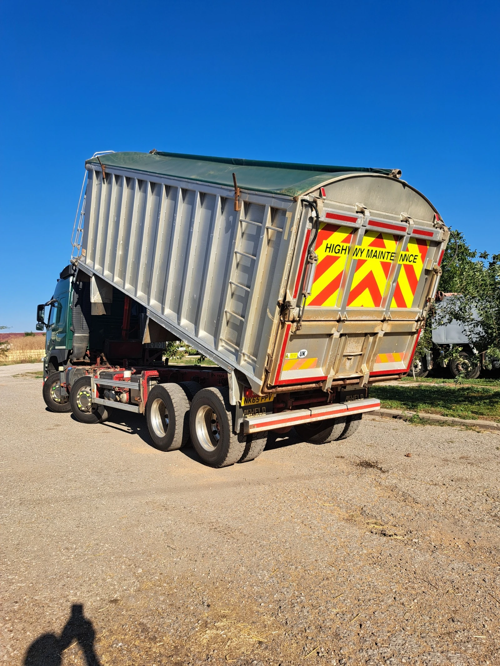 Volvo Fm 13.420/самосвал , снимка 4 - Камиони - 55469606