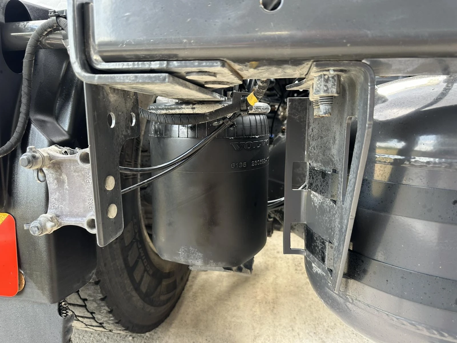 Volvo Fh 500 EURO6 D, снимка 16 - Камиони - 55582333