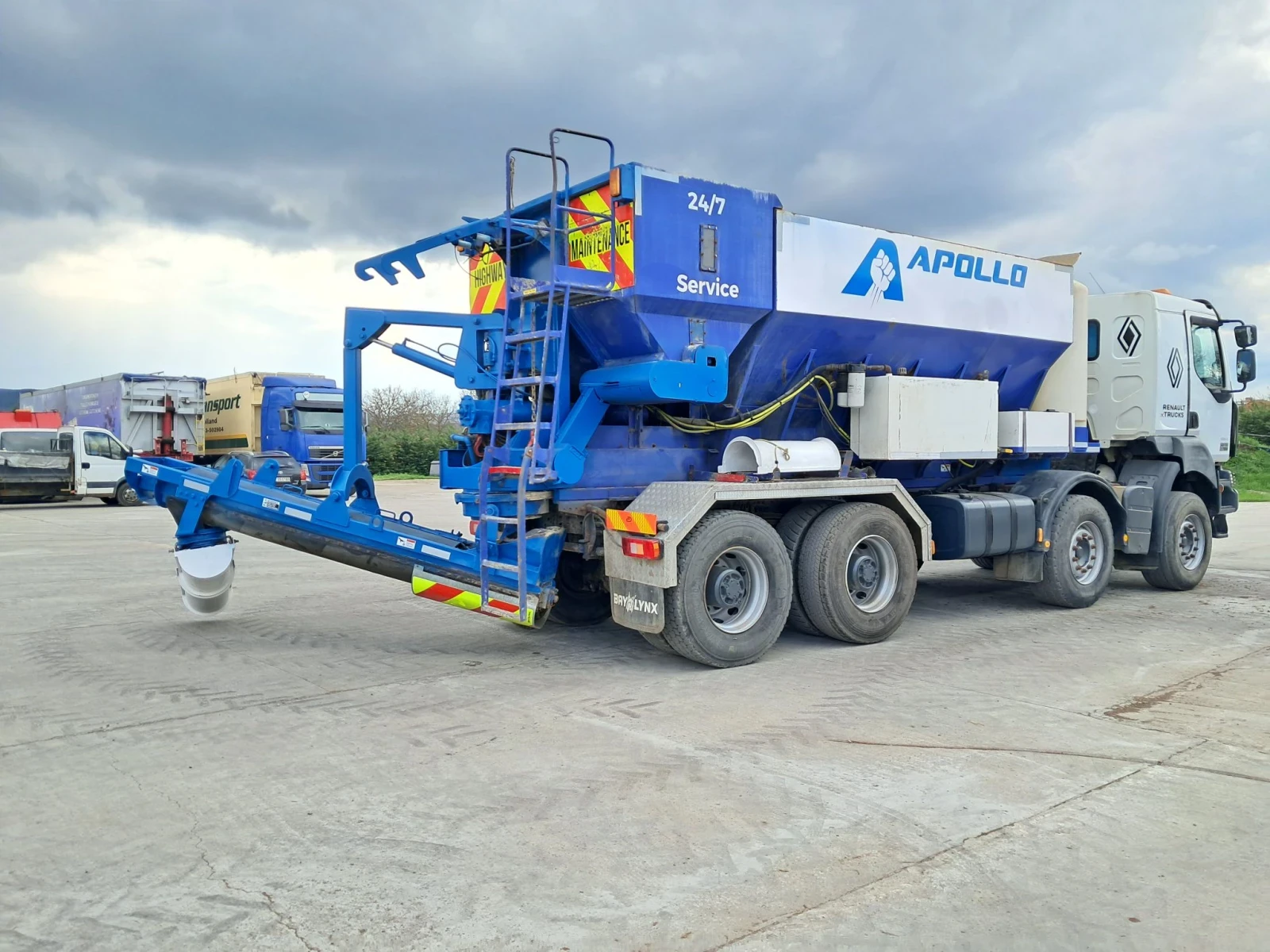 Renault Kerax БЕТОНОВ ВЪЗЕЛ-45КУБ., снимка 4 - Камиони - 55777411