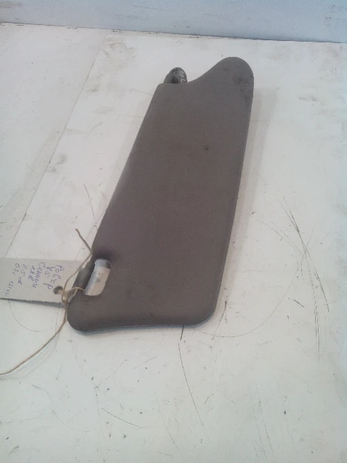 Сенник ляв Ровър 75