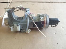 Контактен ключ с ключ Субару Форестър 2.0д (9)